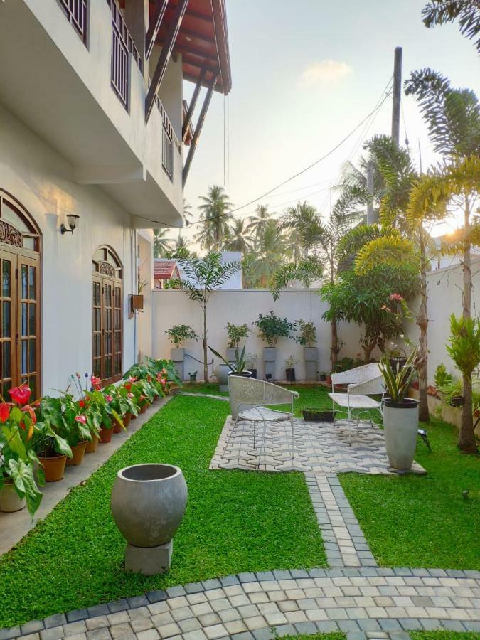Prosperity Villa ネゴンボ エクステリア 写真